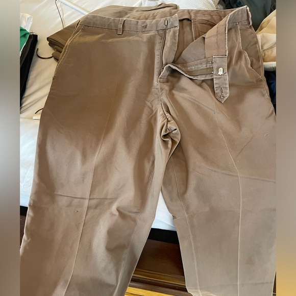 Jos. A. Bank Travelers Khaki Pants Tailored Fit - Picture 2 of 5